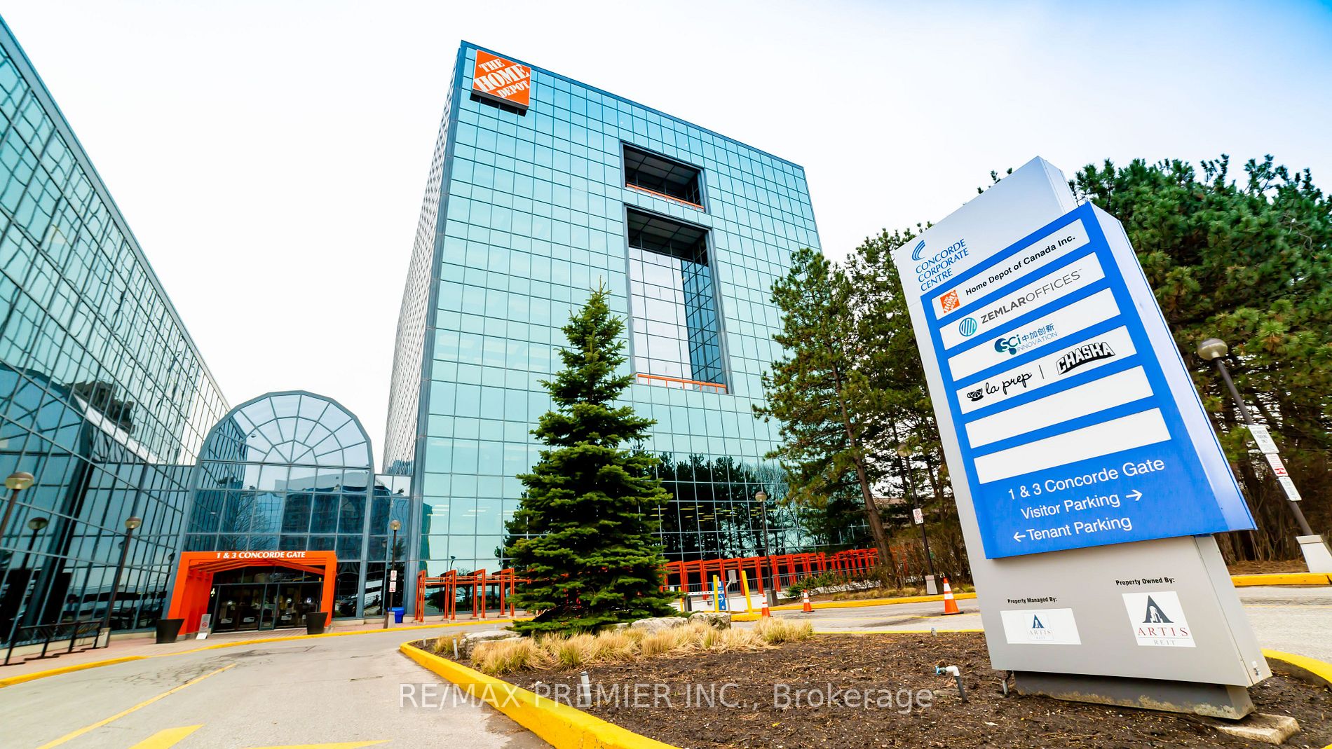 1 Concord Gate, #702-U