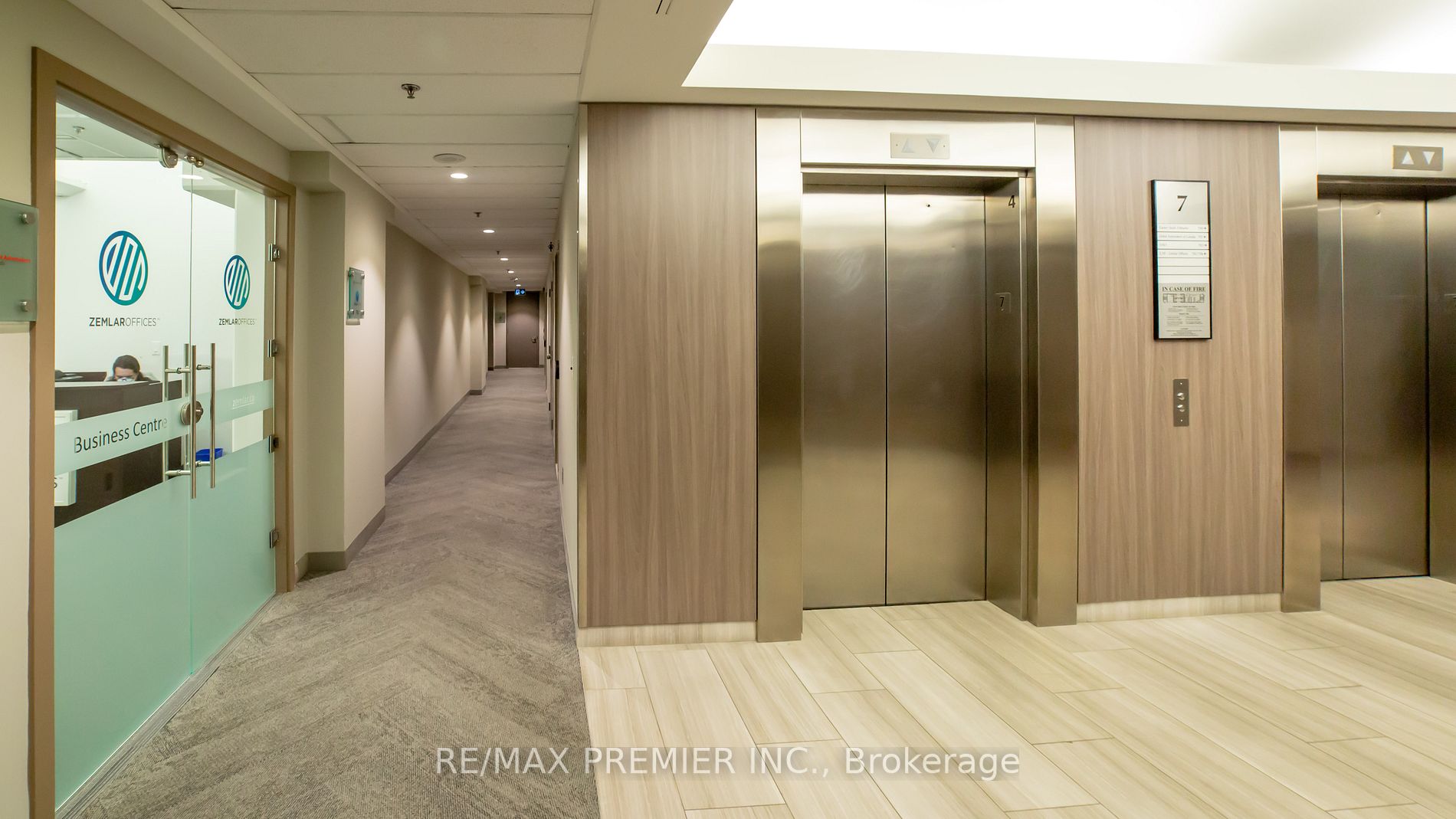 1 Concord Gate, #702-U