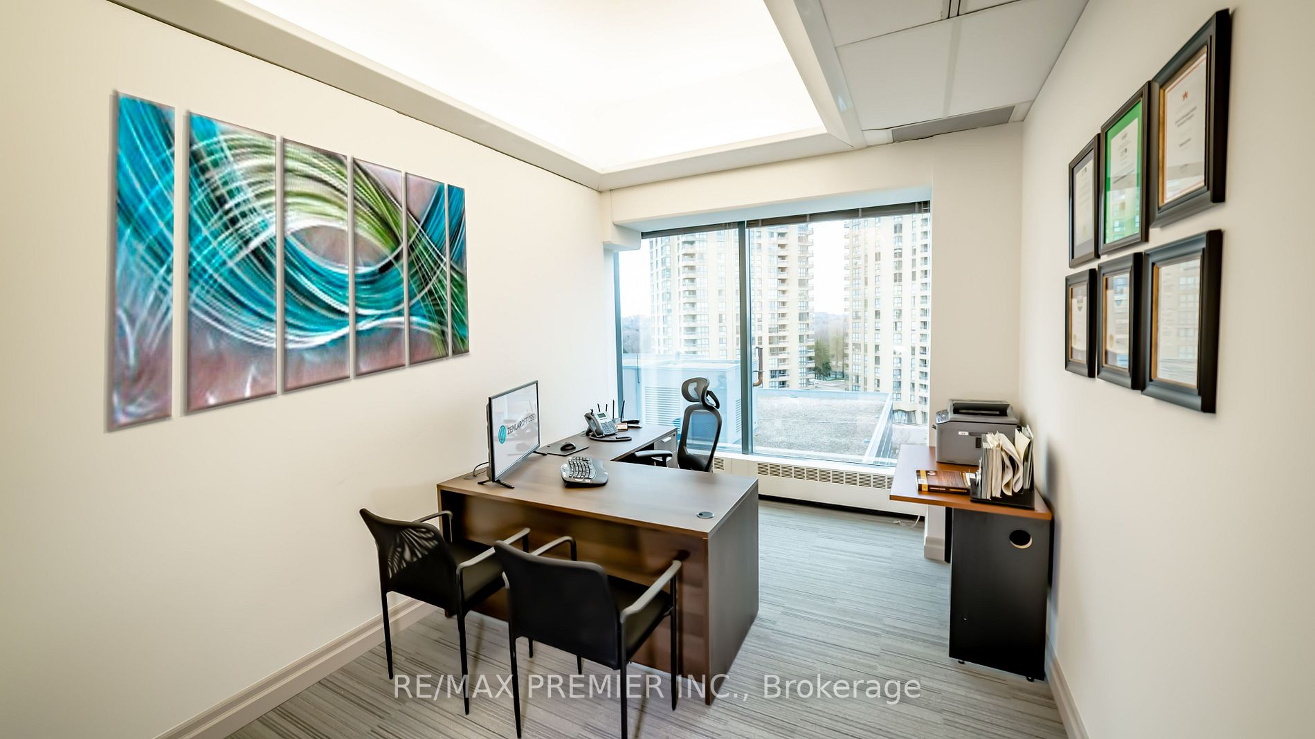 1 Concord Gate, #702-U