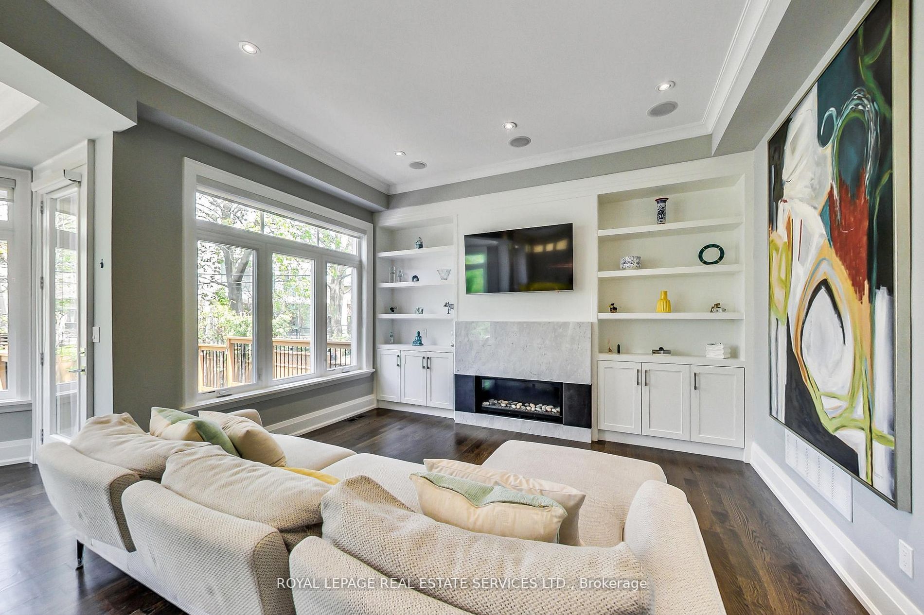 268 Joicey Blvd