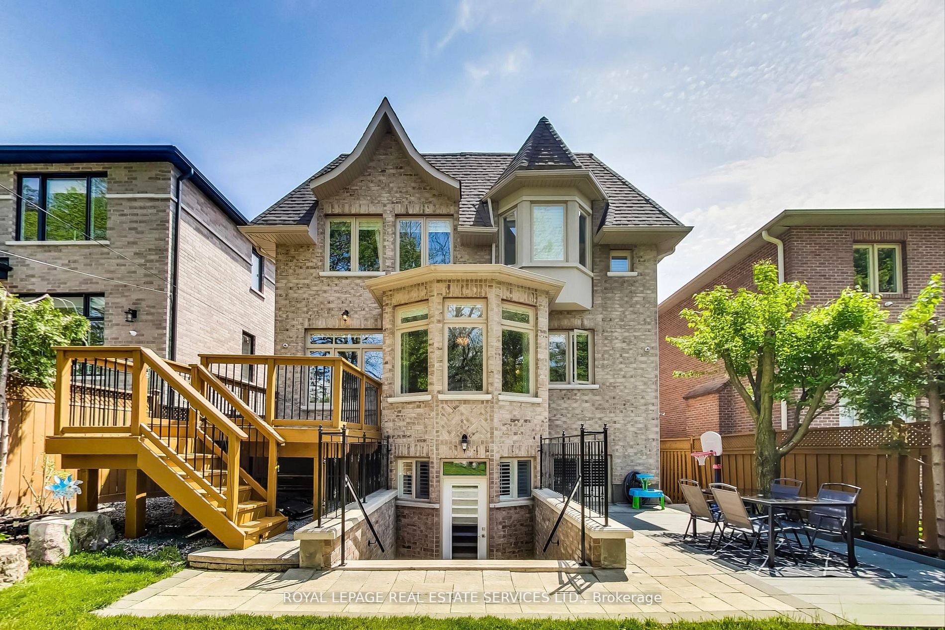 268 Joicey Blvd