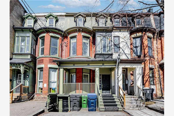 256 Gerrard St E, Toronto