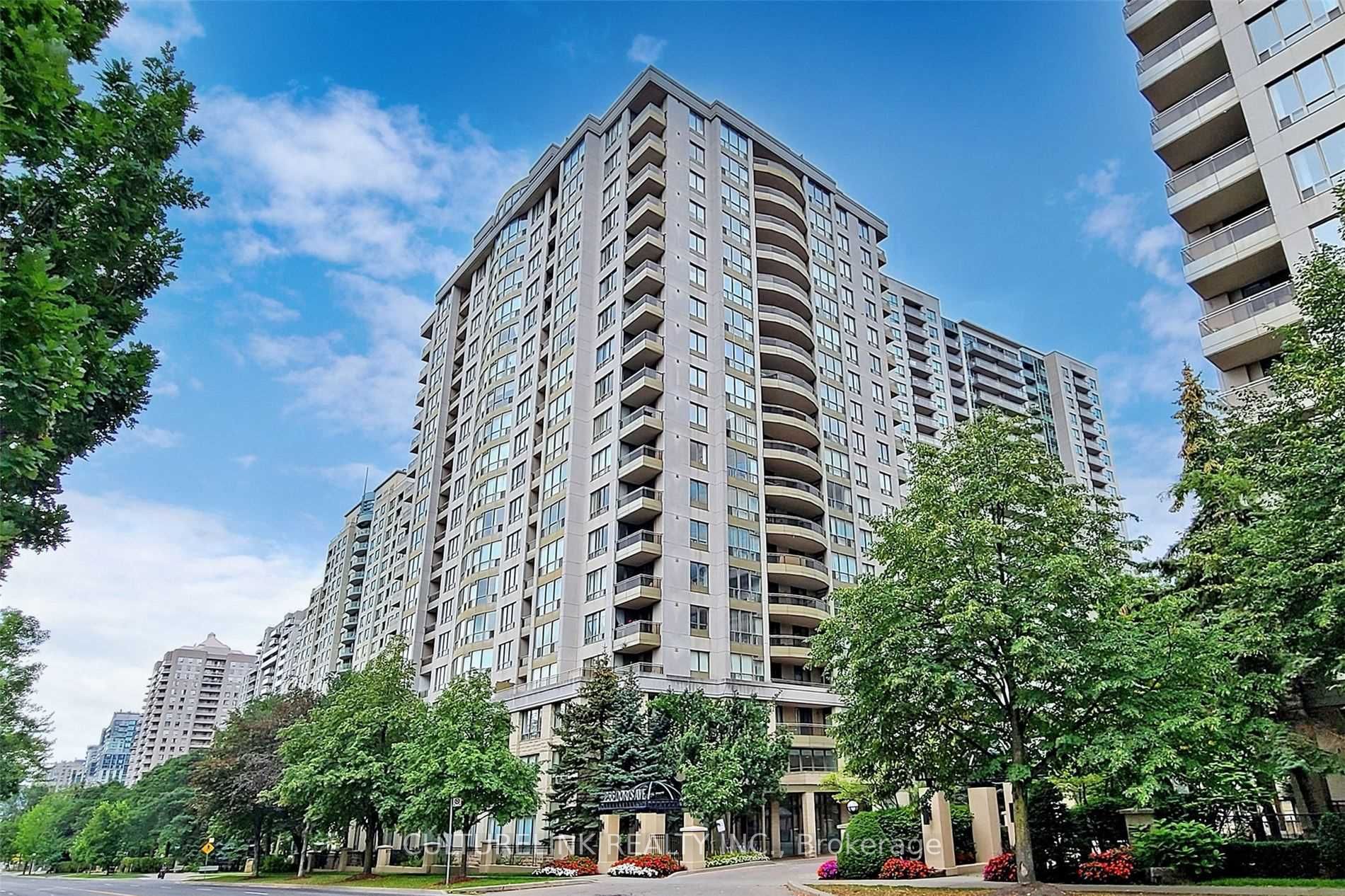 256 Doris Avenue, #206