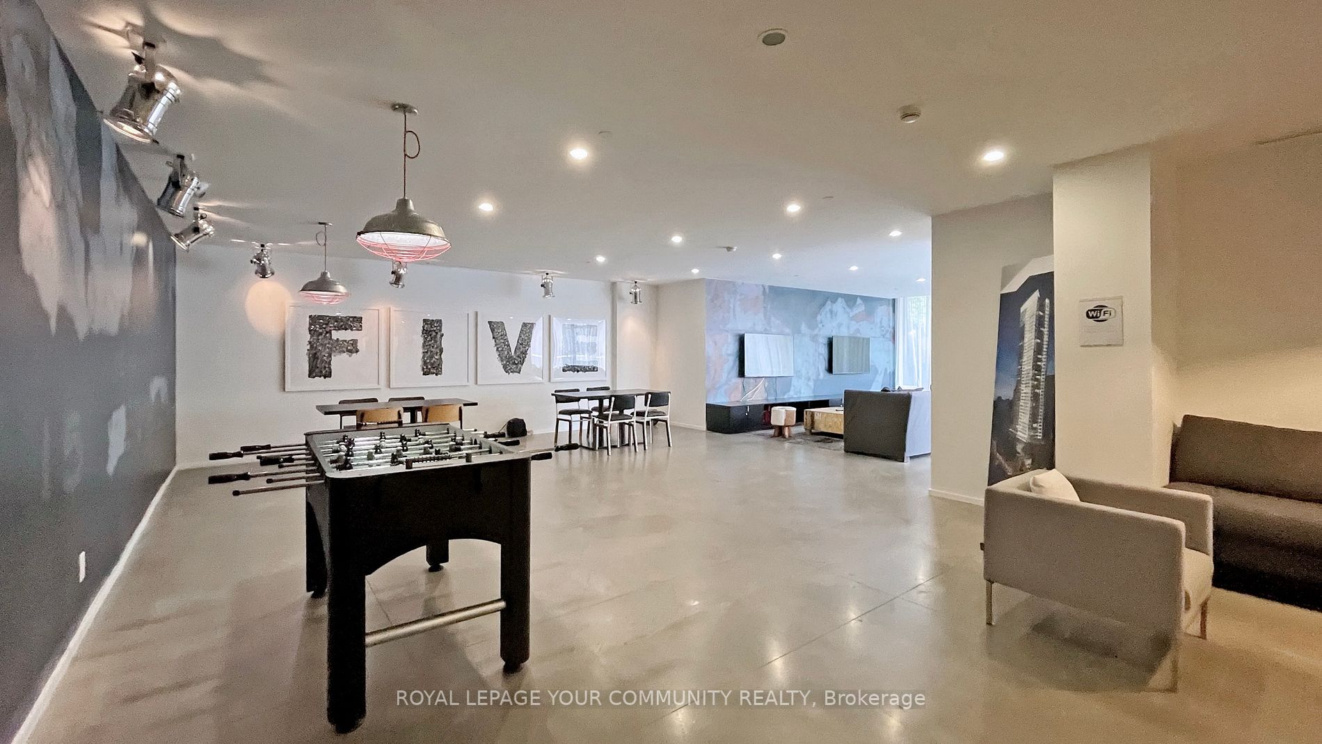 5 St Joseph St, #202