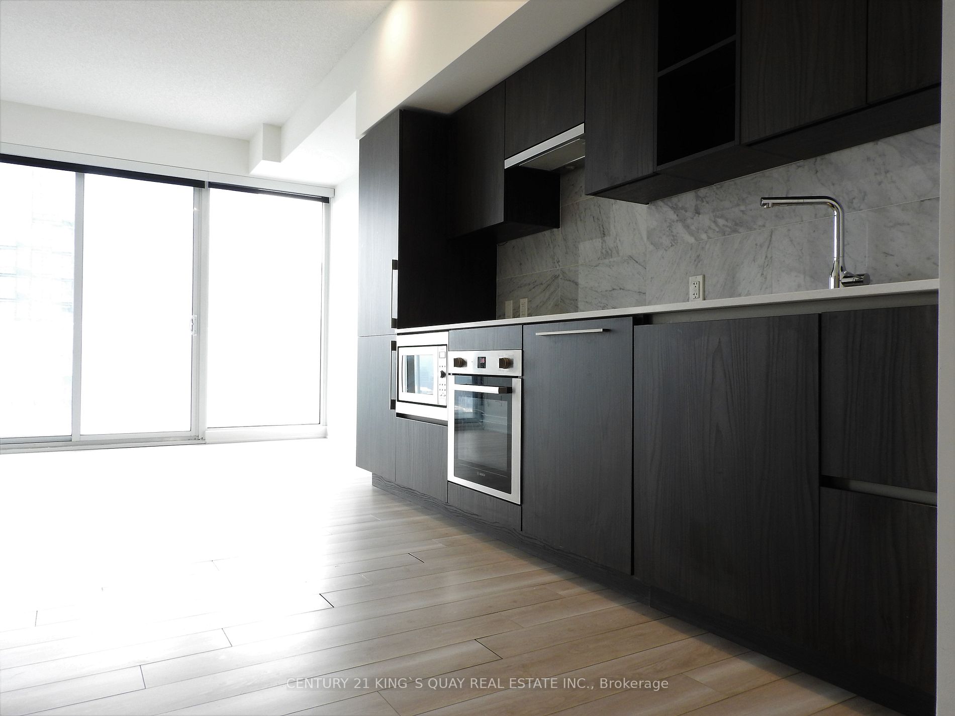 17 Bathurst St, #3007