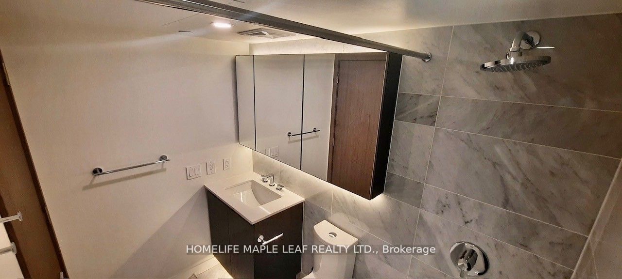 17 Bathurst St, #3907