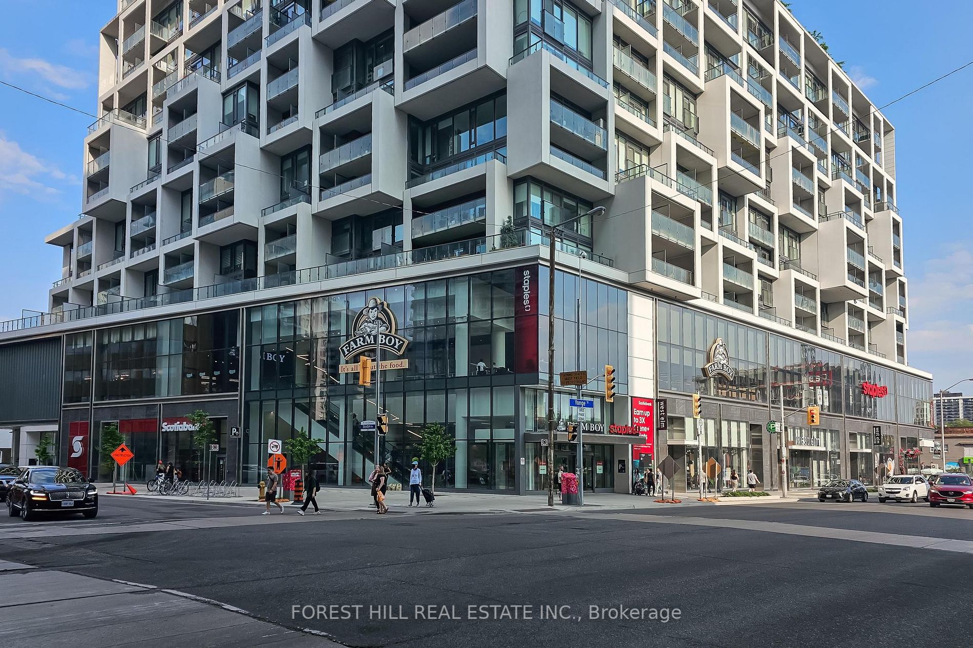 2191 Yonge St, #3906