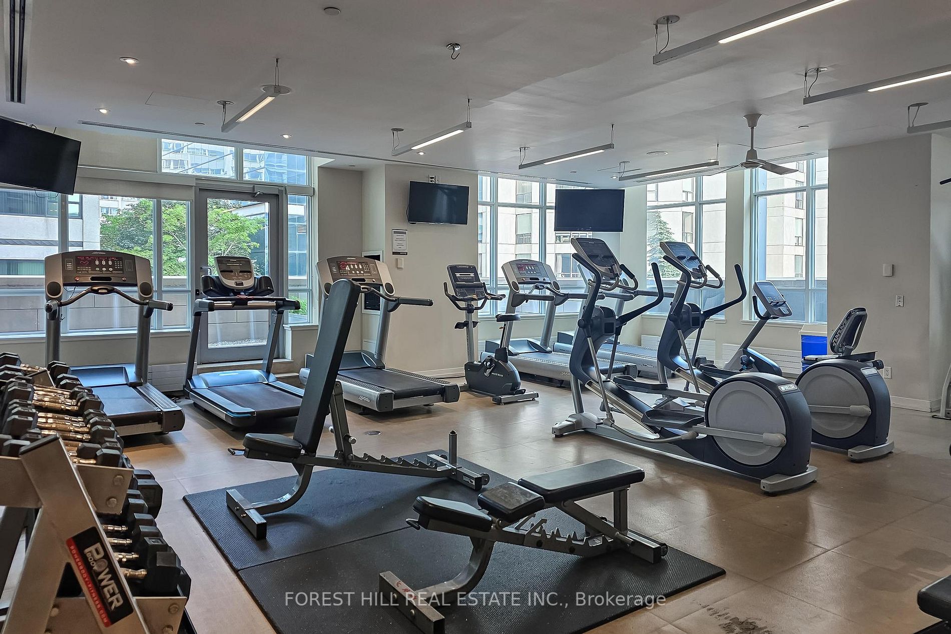 2191 Yonge St, #3906