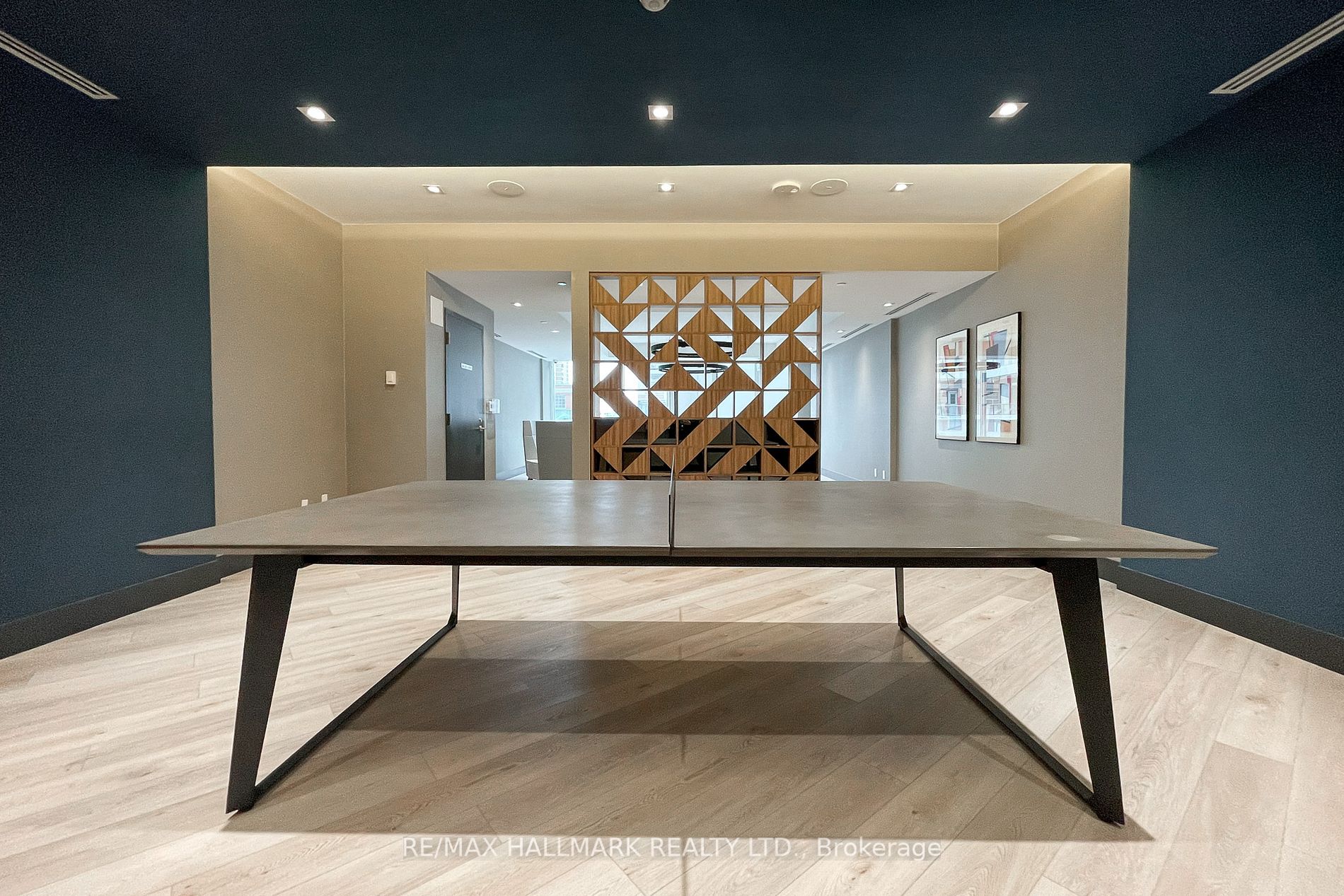 403 Church St, #1510