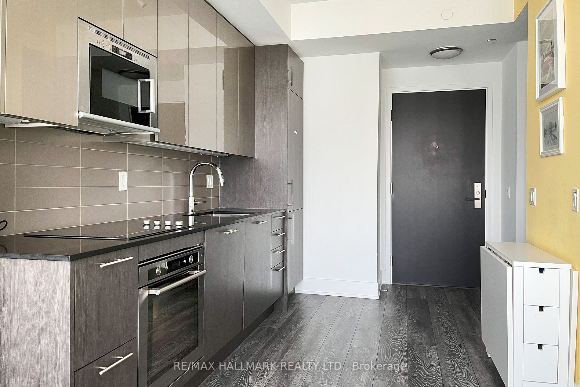 403 Church St, #1510
