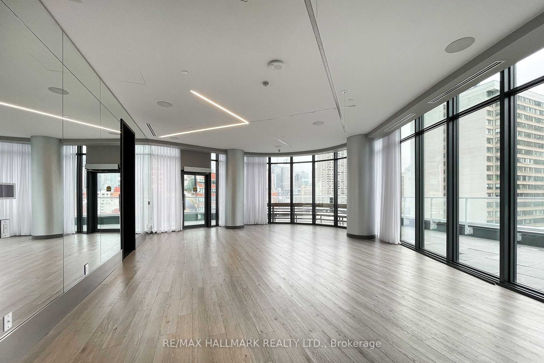 403 Church St, #1510