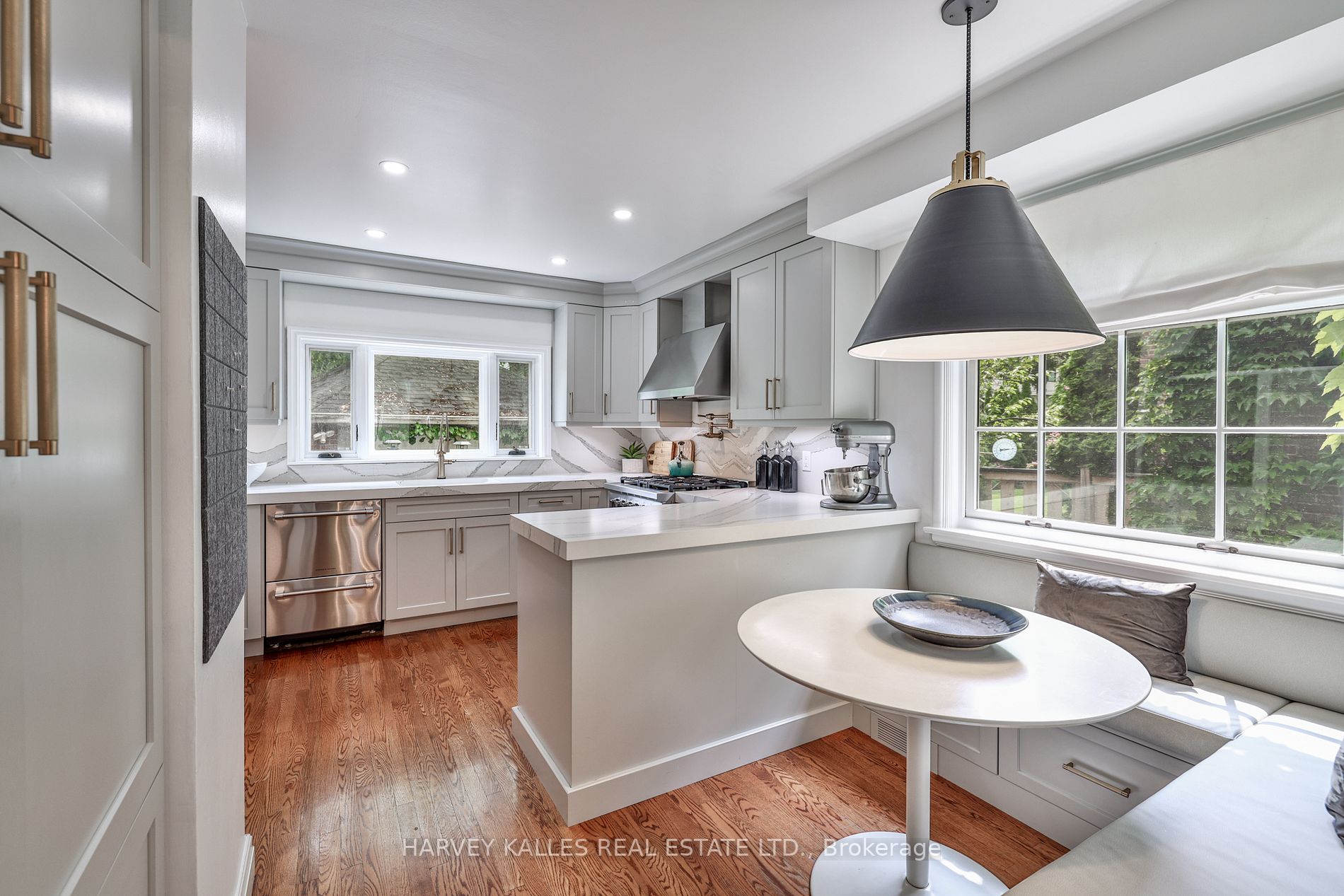 291 Glengrove Ave W