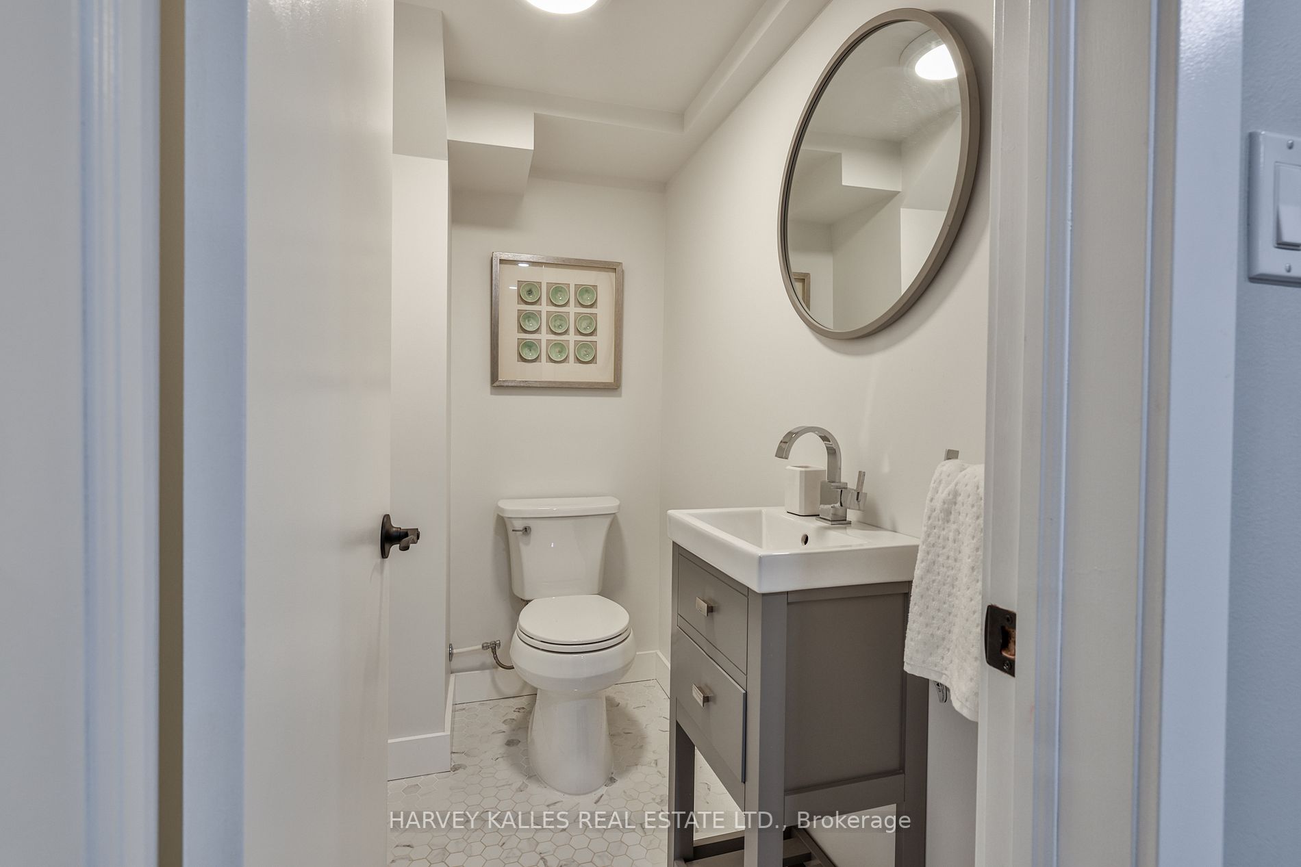 291 Glengrove Ave W