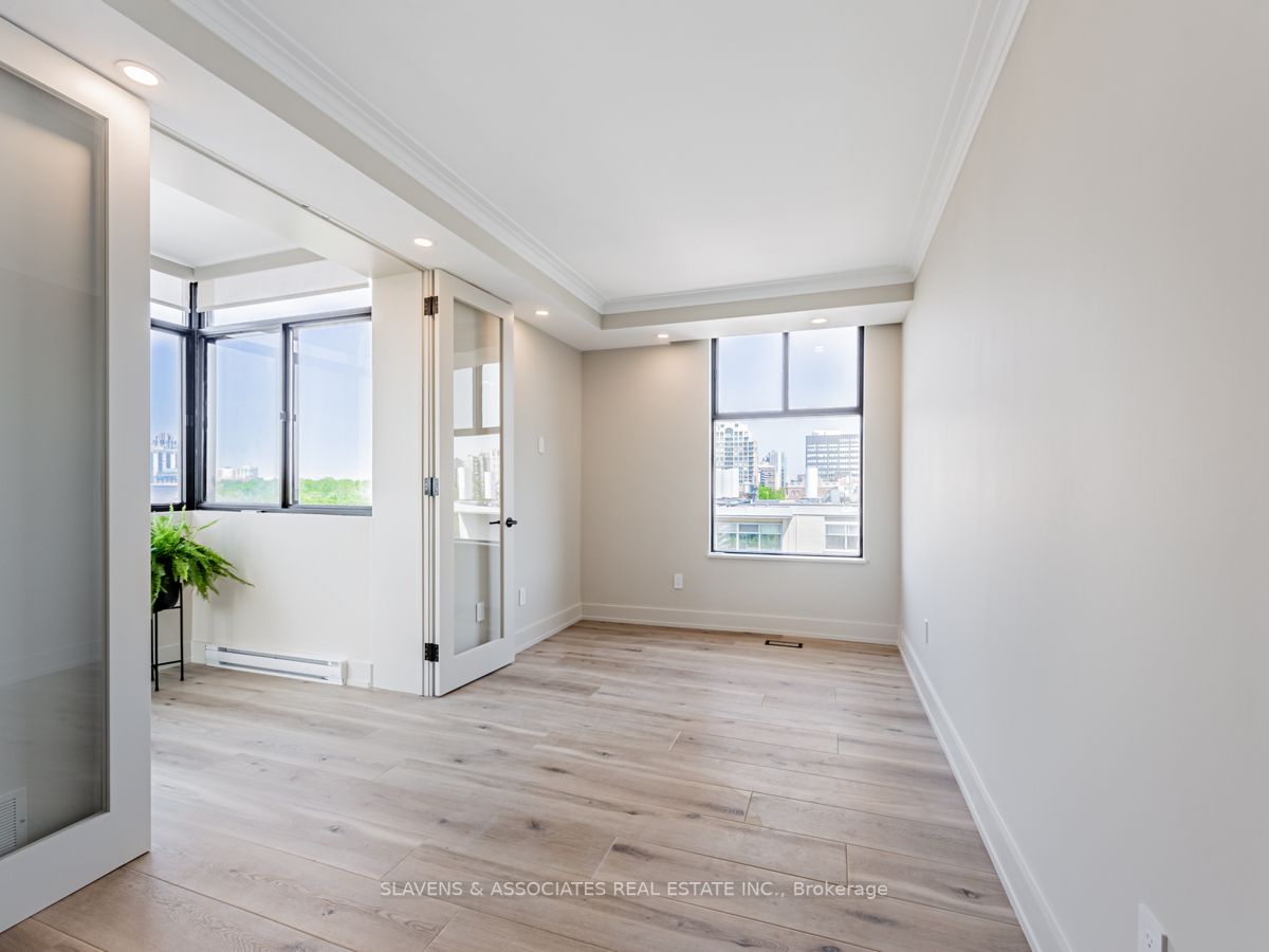 423 Avenue Rd, #9