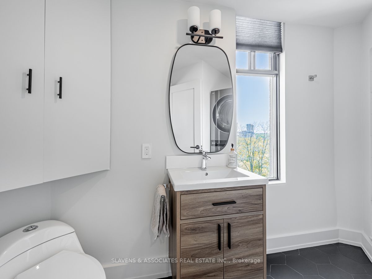 423 Avenue Rd, #9