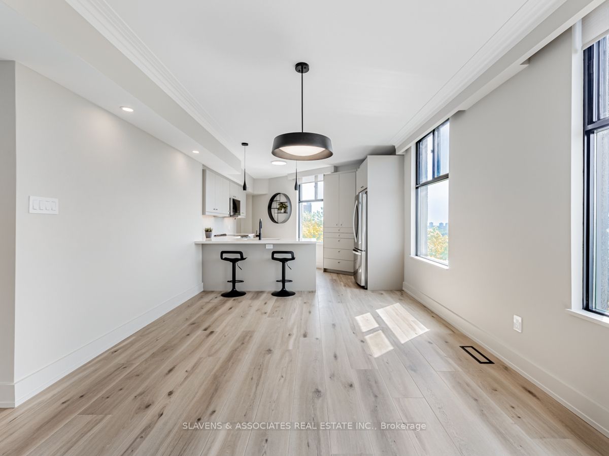 423 Avenue Rd, #9
