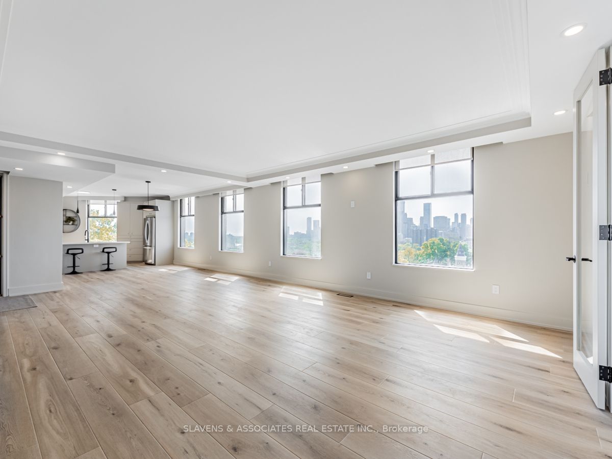 423 Avenue Rd, #9