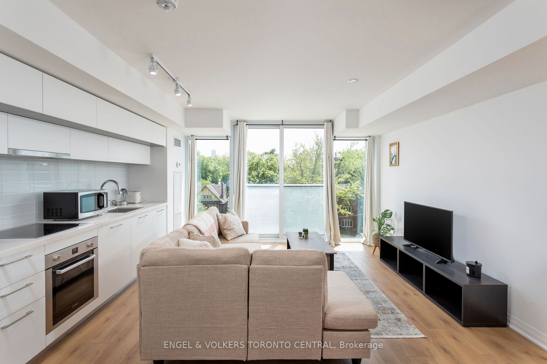 99 Foxbar Rd, #501
