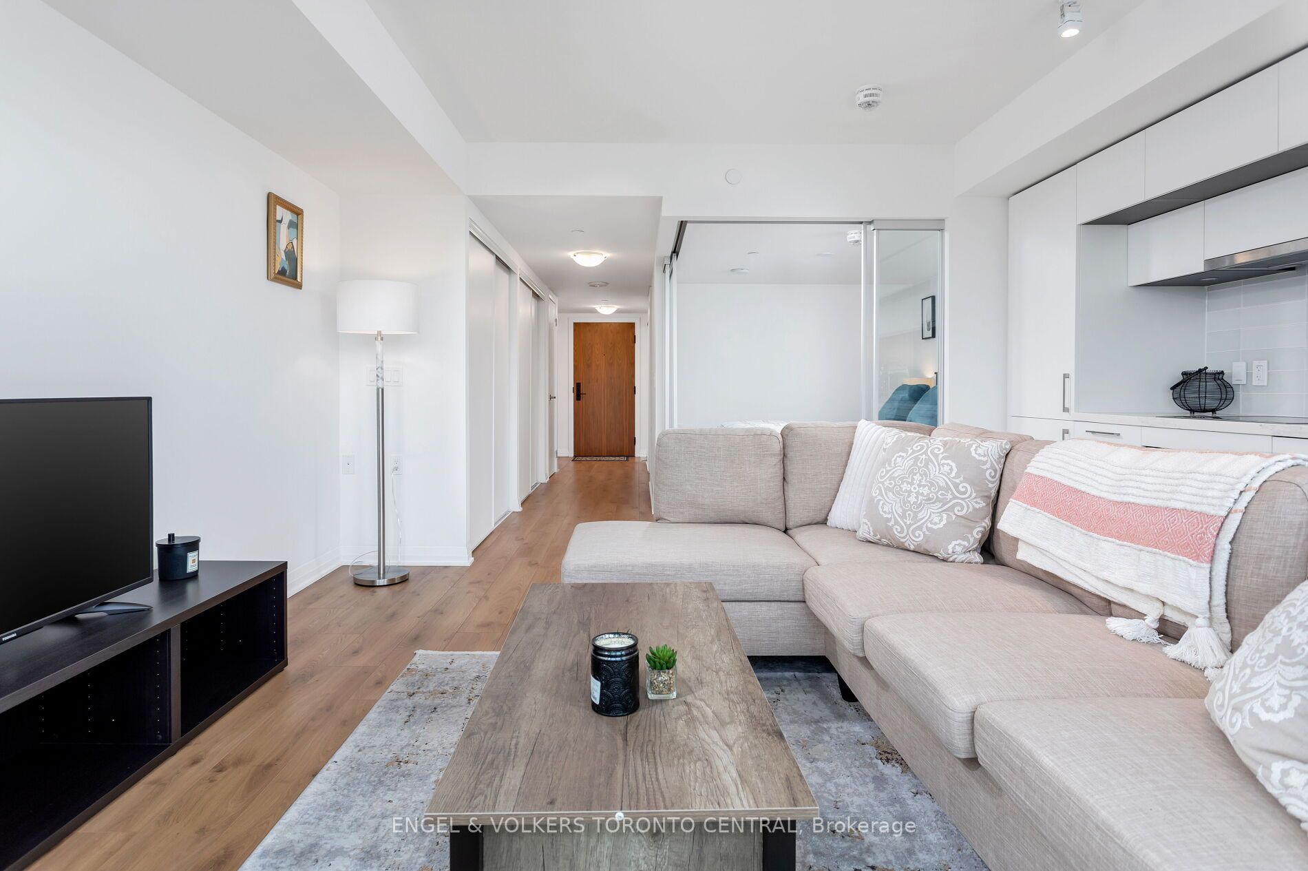 99 Foxbar Rd, #501