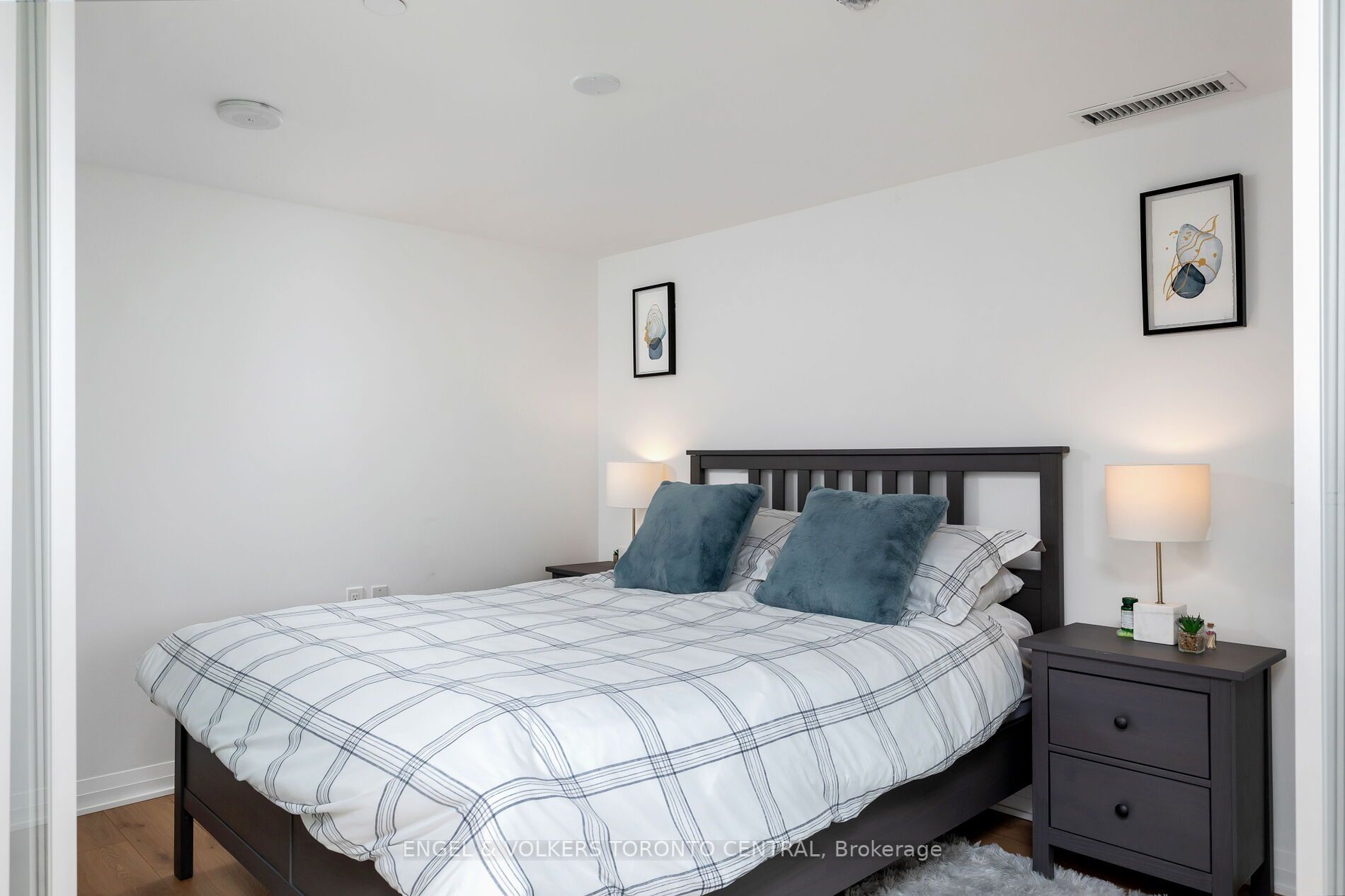99 Foxbar Rd, #501