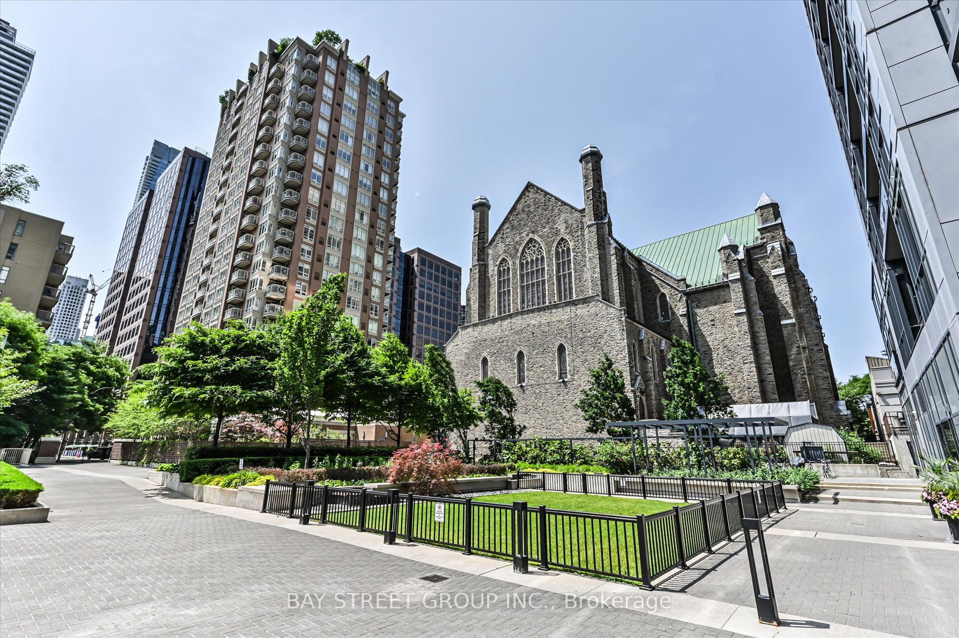 28 Ted Rogers Way W, #1905