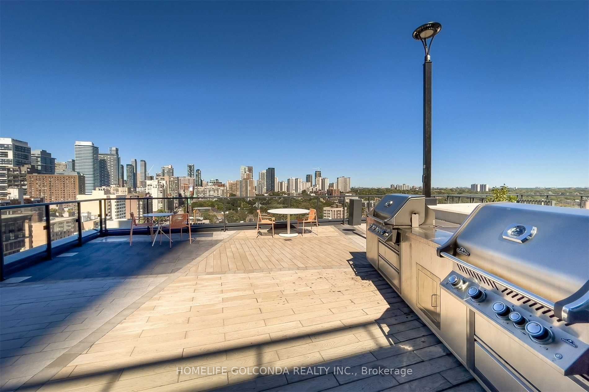 251 Jarvis St, #213