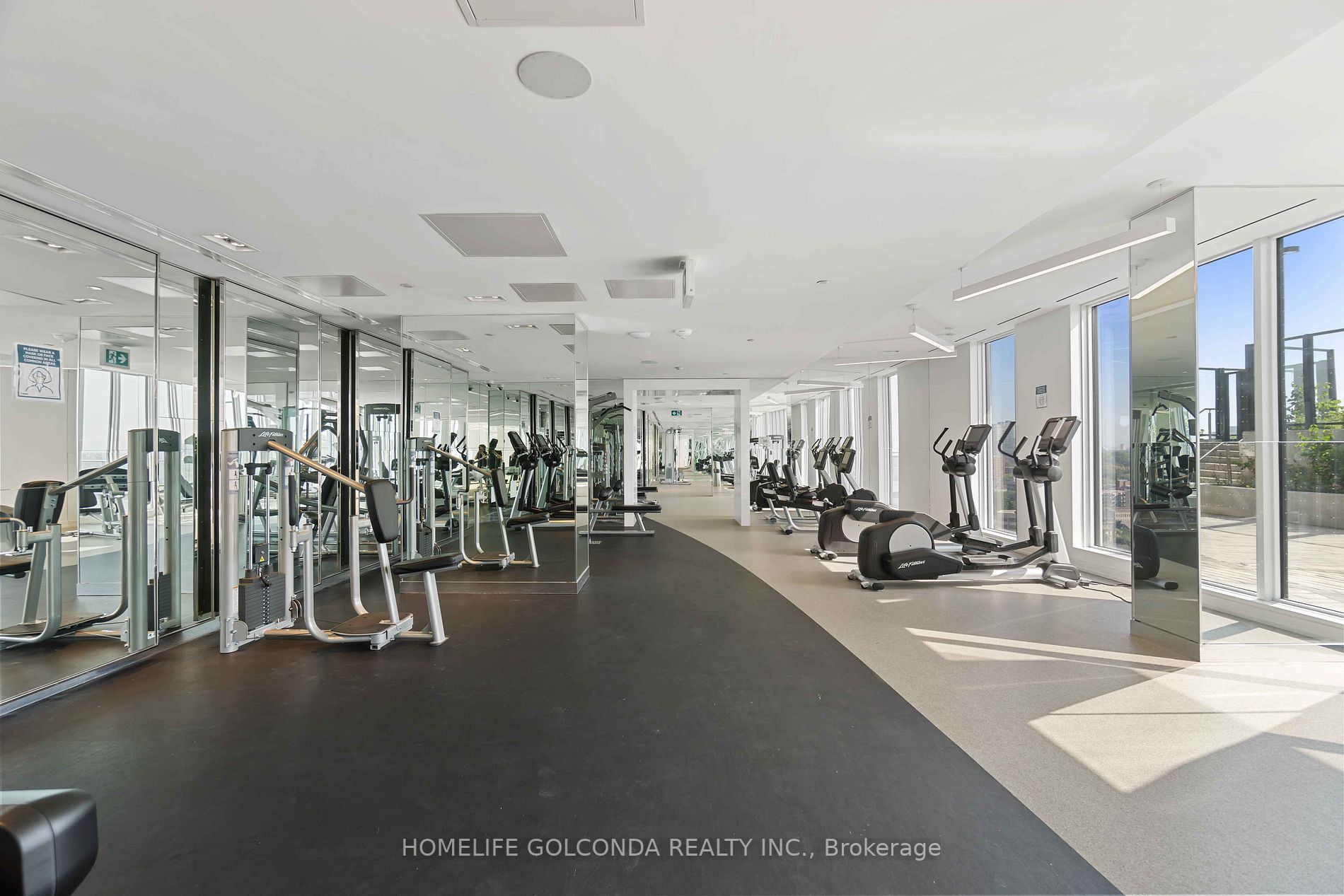 251 Jarvis St, #213