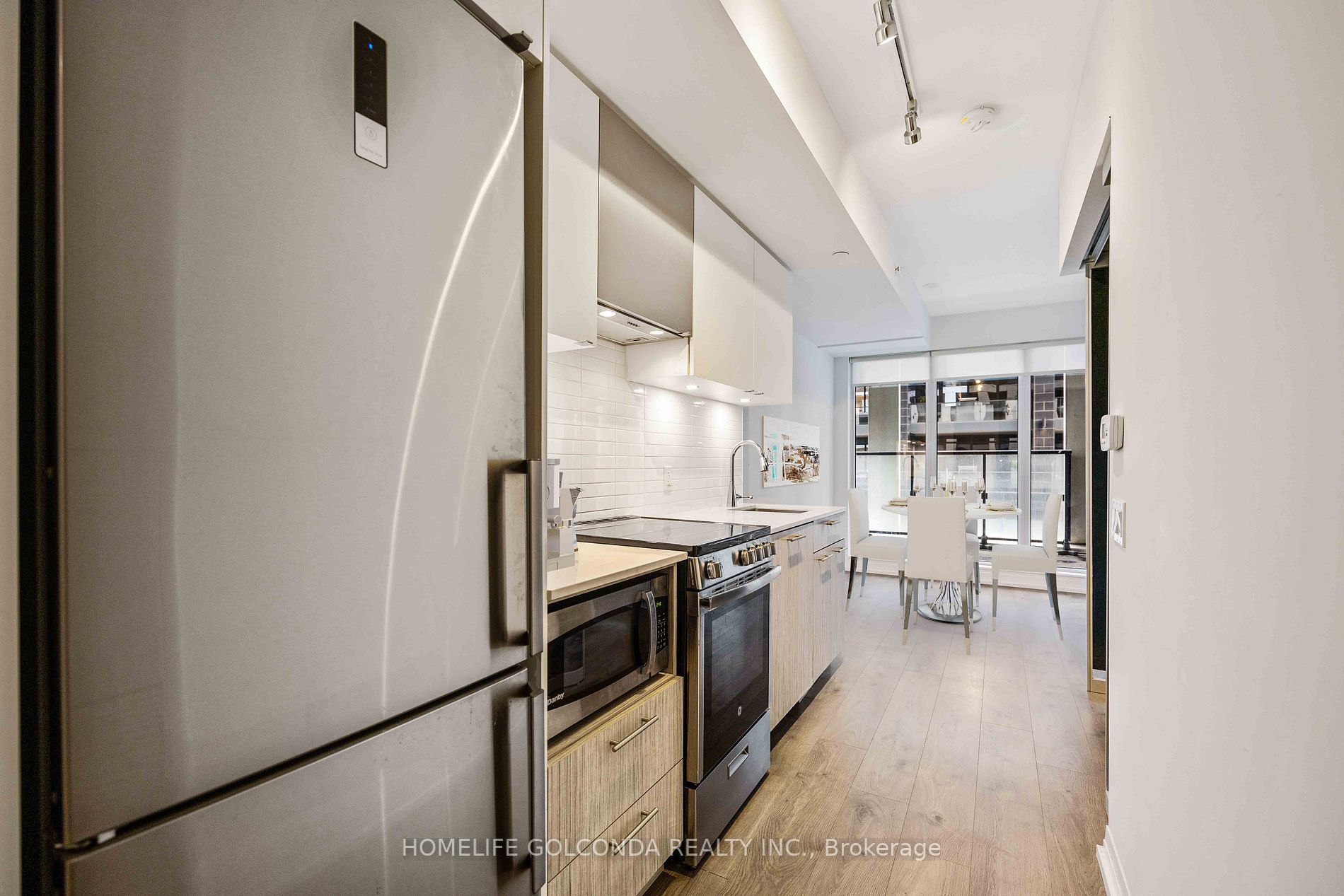 251 Jarvis St, #213