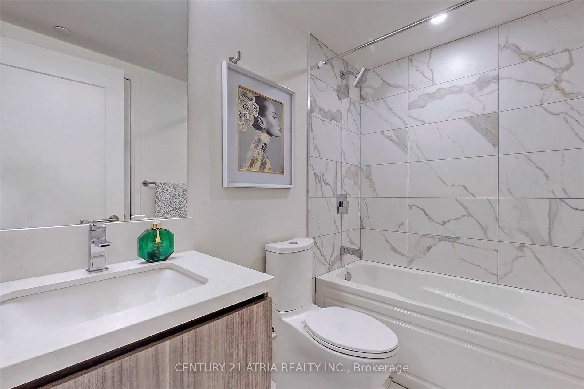 151 avenue Road, #305