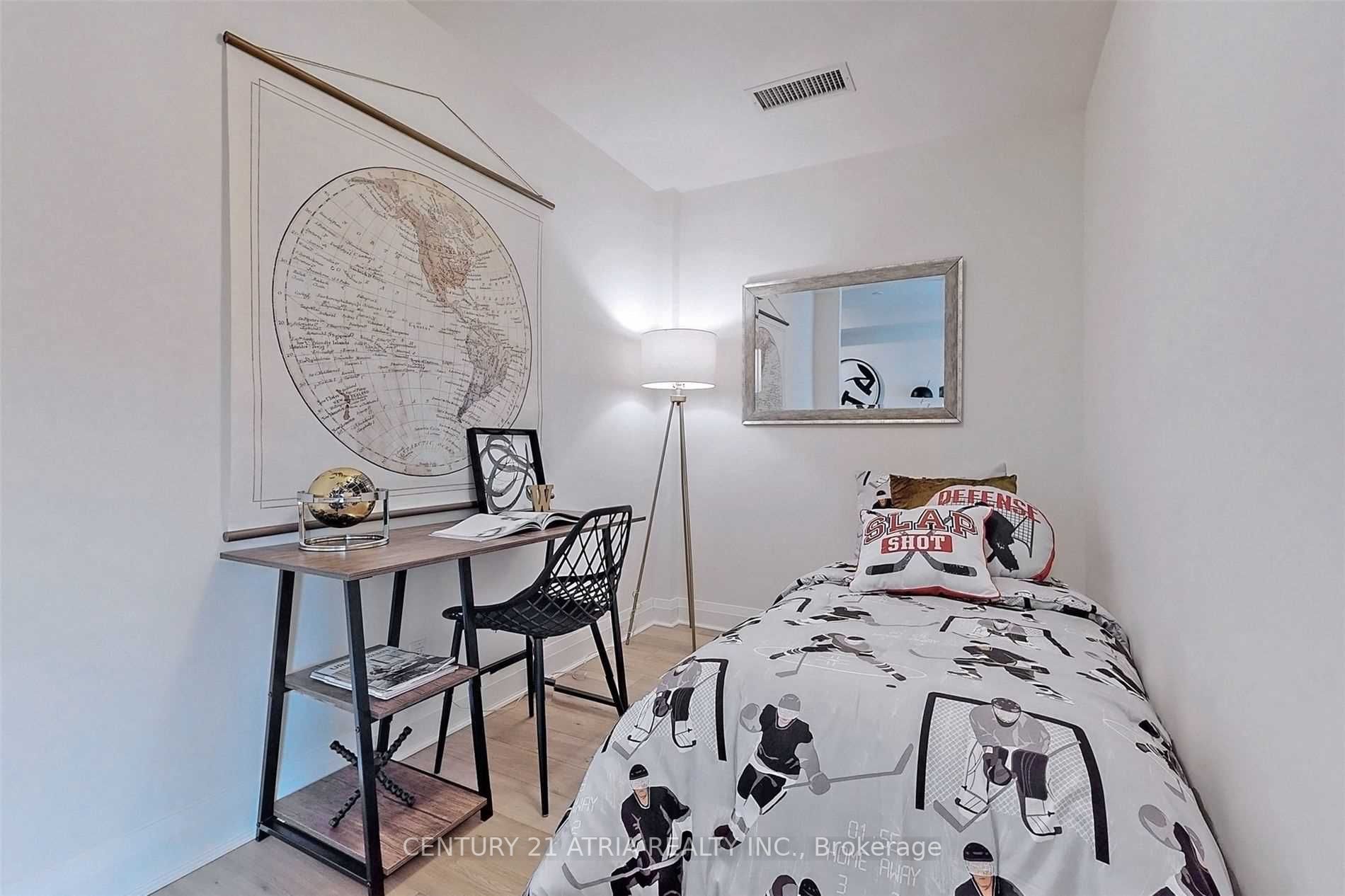 151 avenue Road, #305