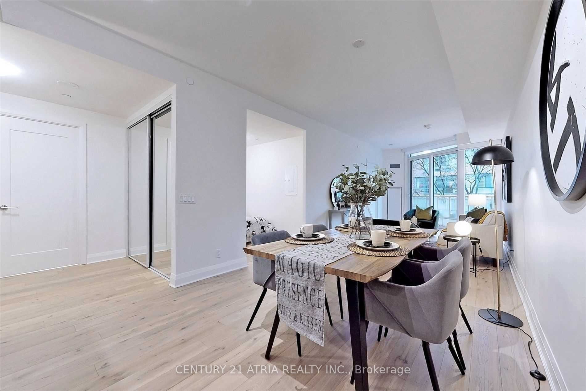 151 avenue Road, #305