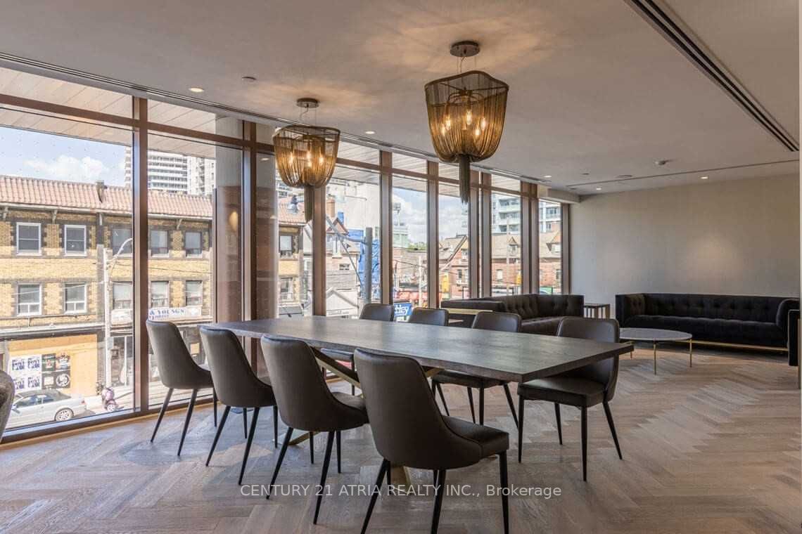 151 avenue Road, #305