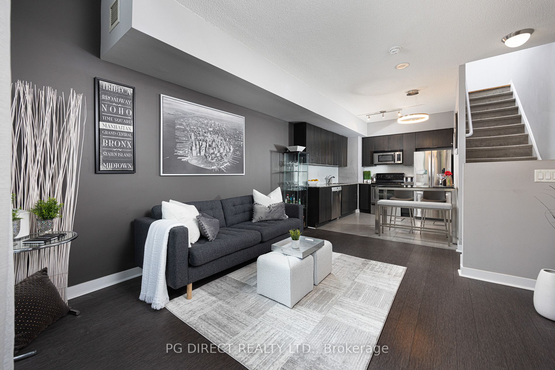 15 Brunel Crt, #103