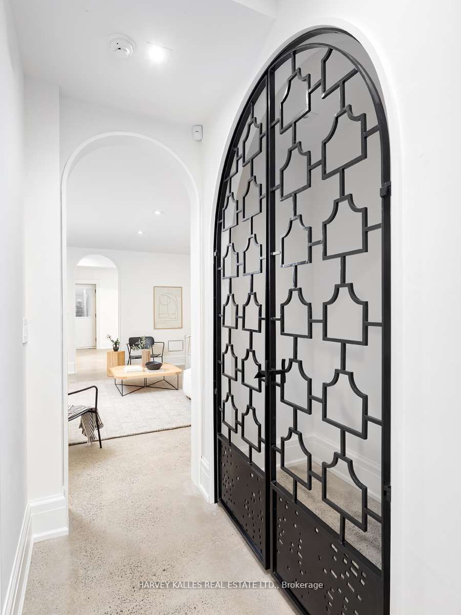 61 Foxley St