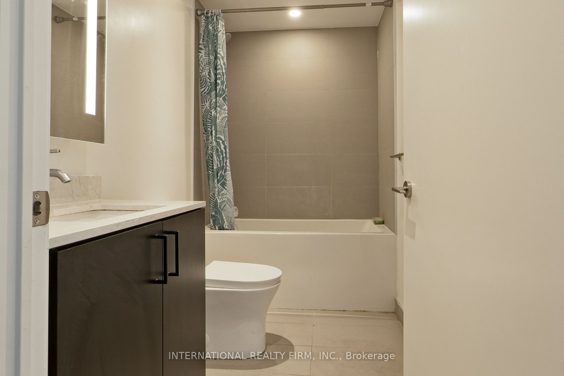 Listing C6184696 - Large Photo # 17