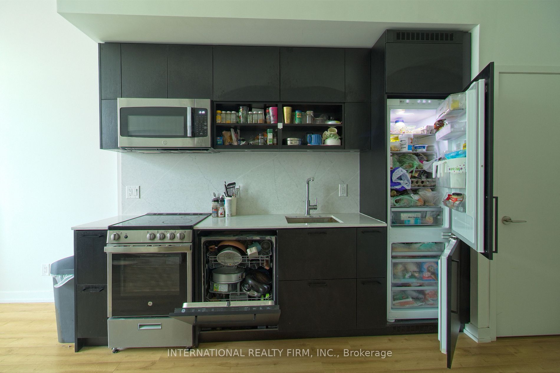 Listing C6184696 - Large Photo # 16