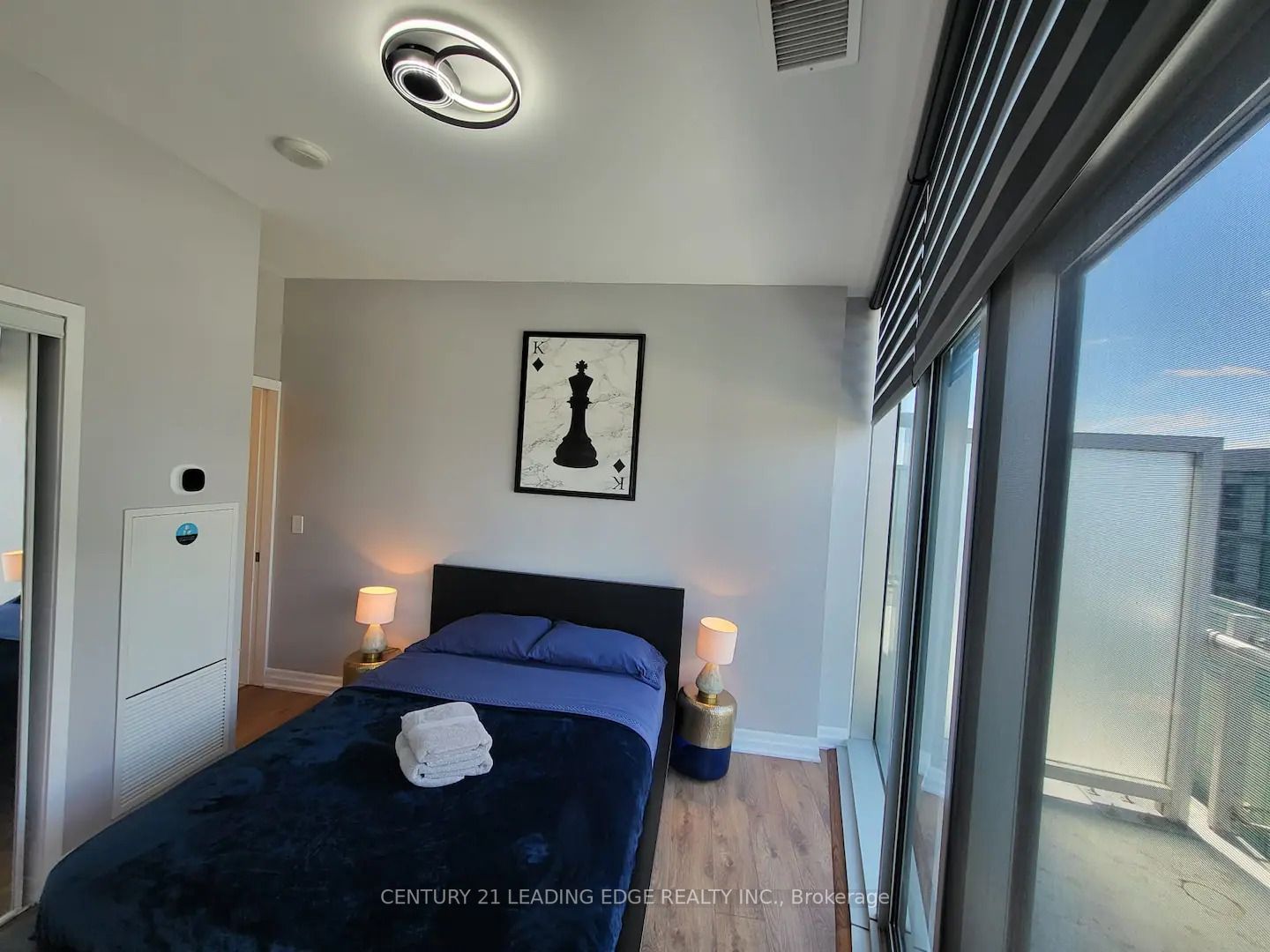 12 York St, #2907