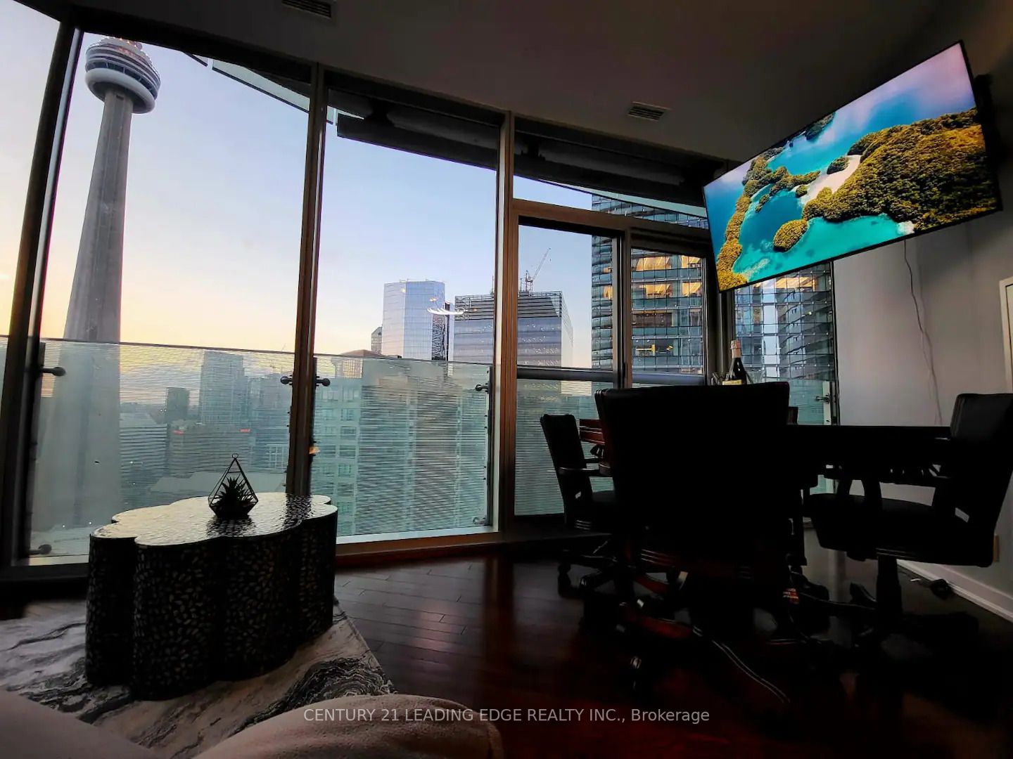 12 York St, #2907