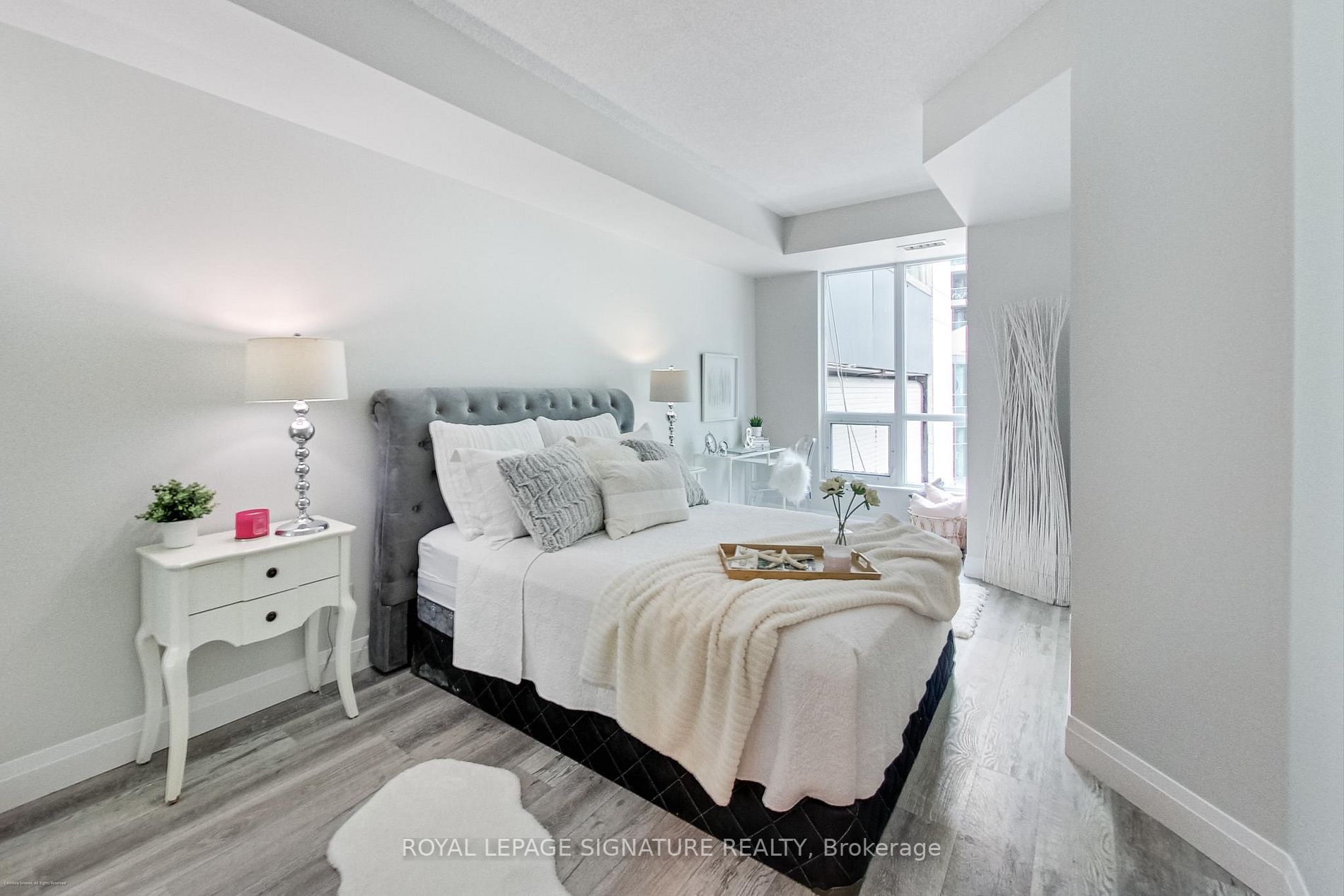 219 Fort York Blvd, #201