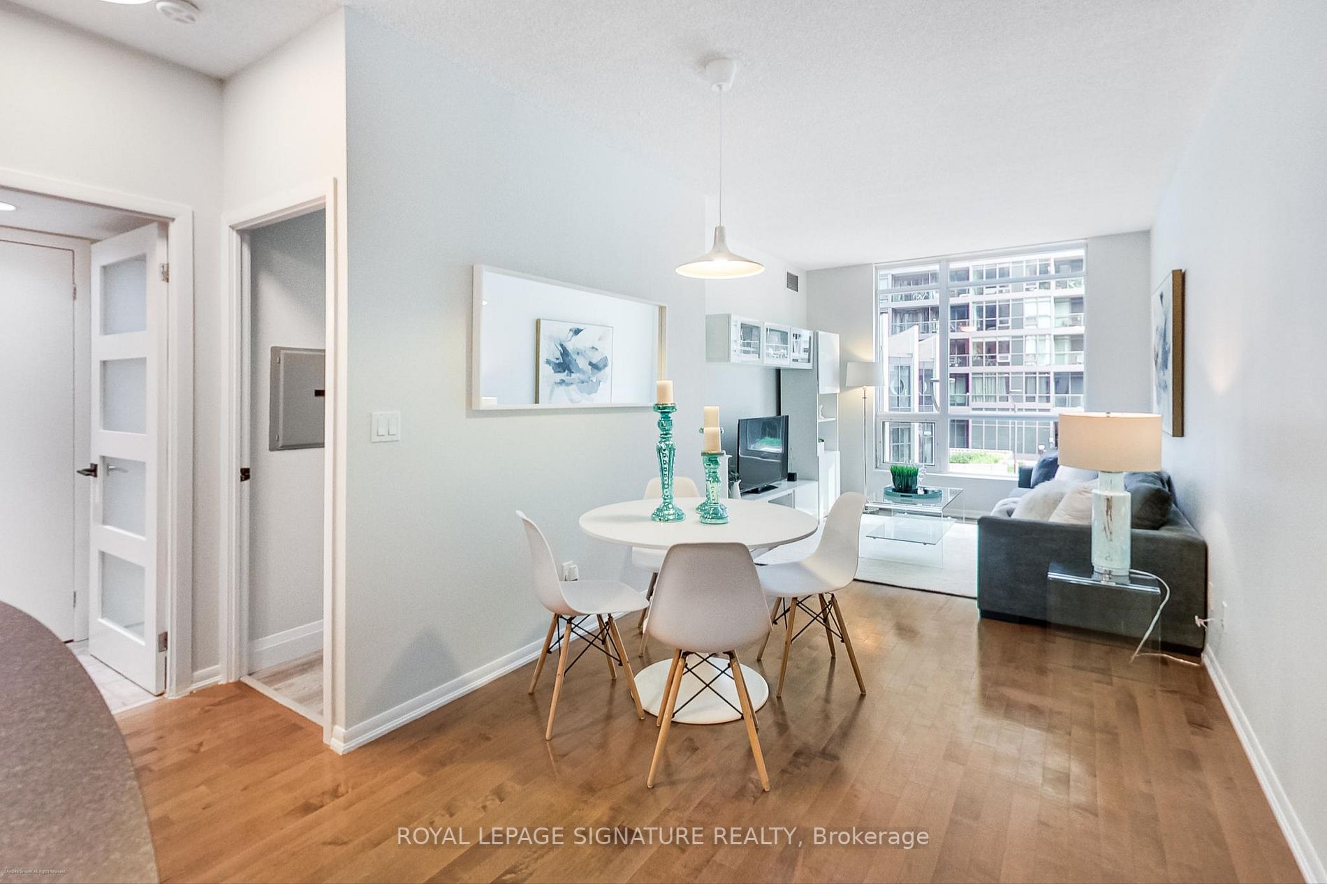 219 Fort York Blvd, #201