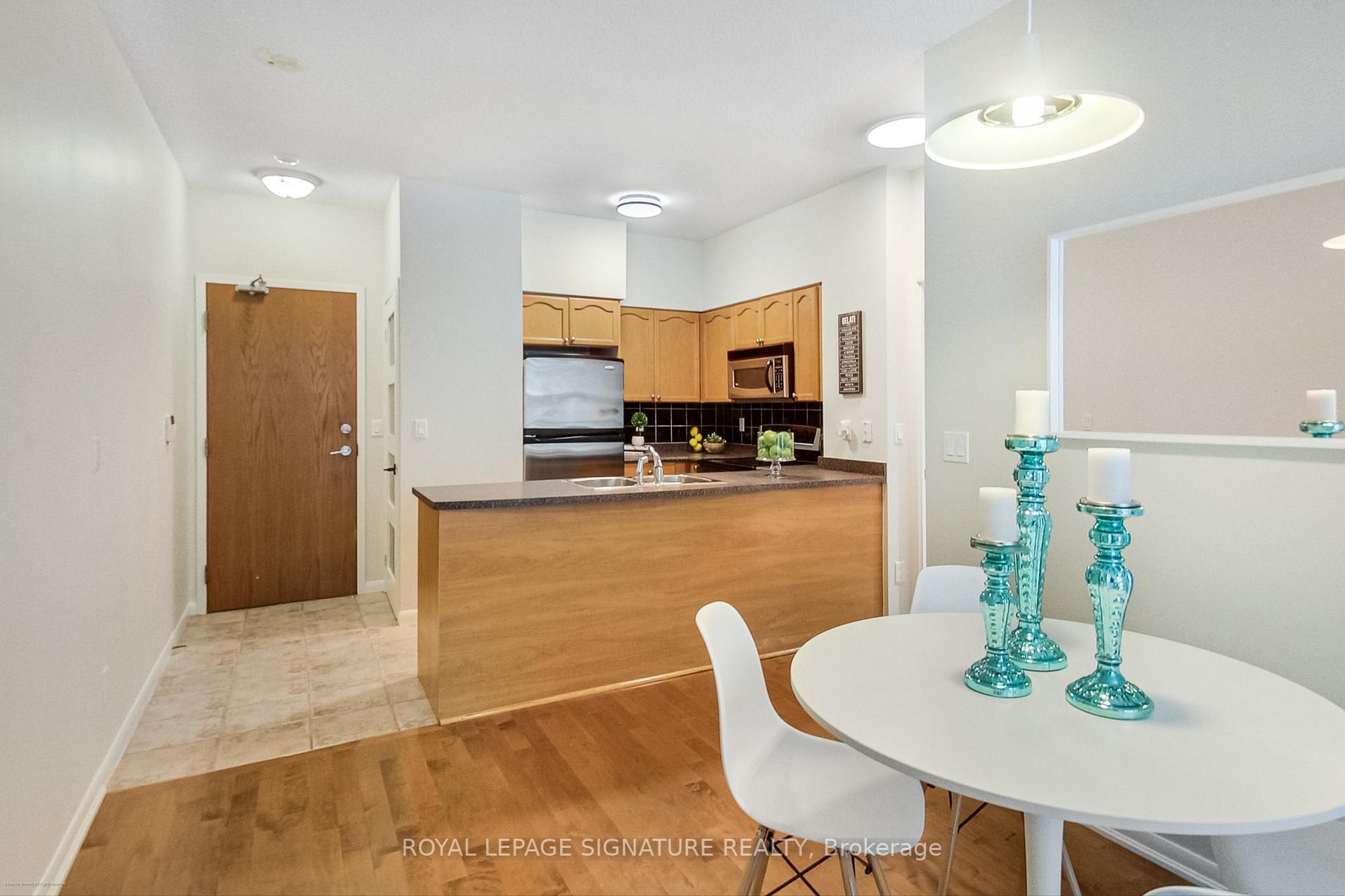 219 Fort York Blvd, #201