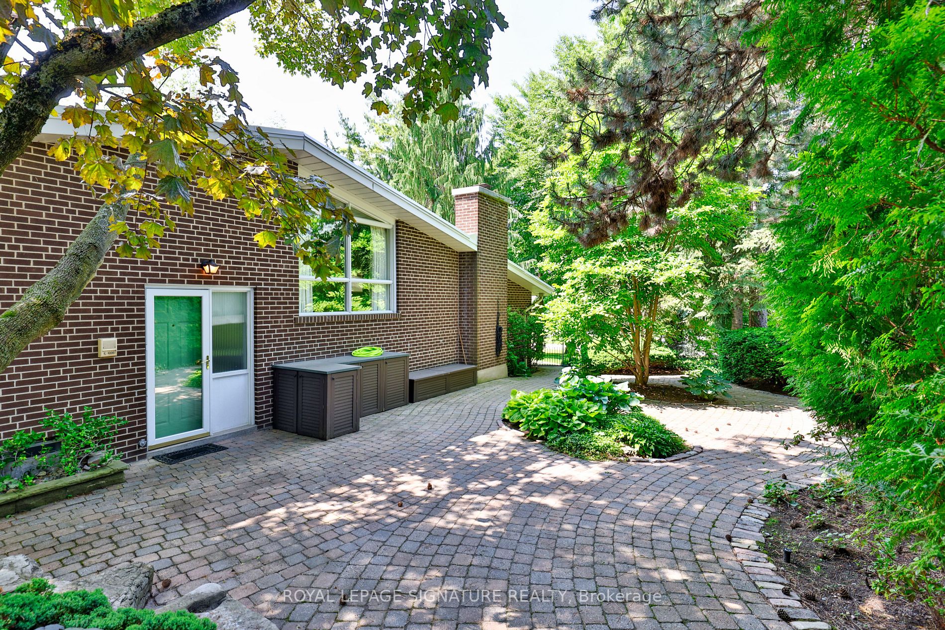5 Silverdale Cres
