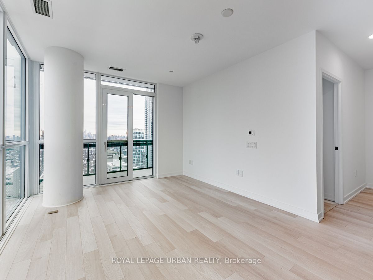 39 Roehampton Avenue, #2303