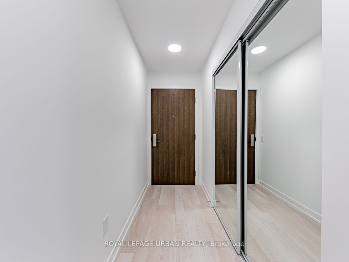 39 Roehampton Avenue, #2303