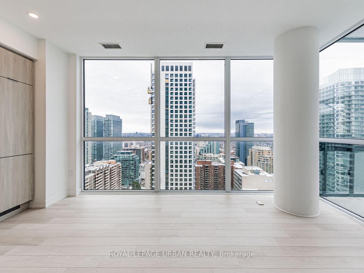 39 Roehampton Avenue, #2303