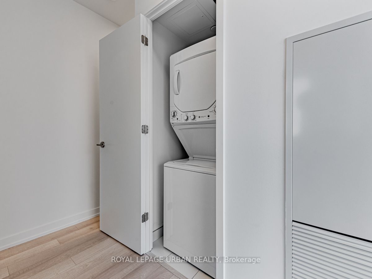 39 Roehampton Avenue, #2303