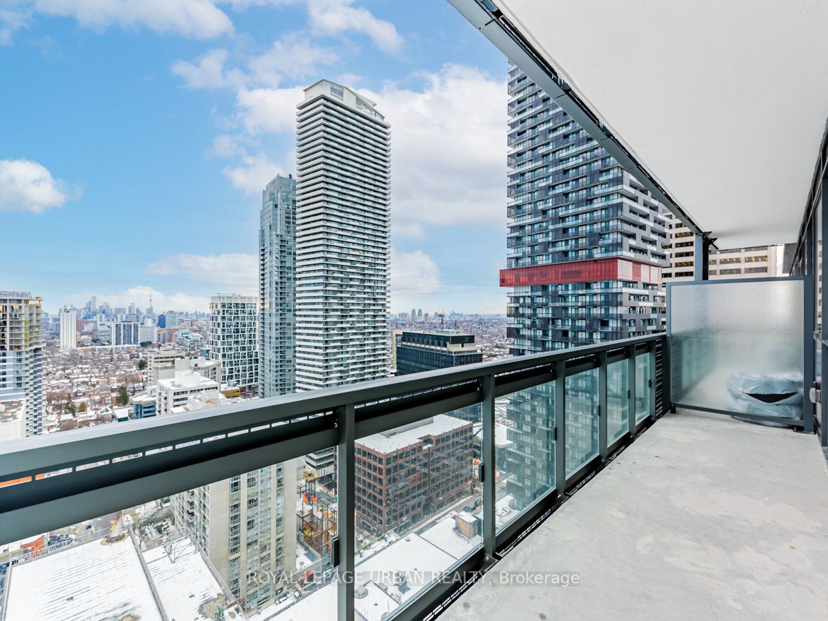 39 Roehampton Avenue, #2303