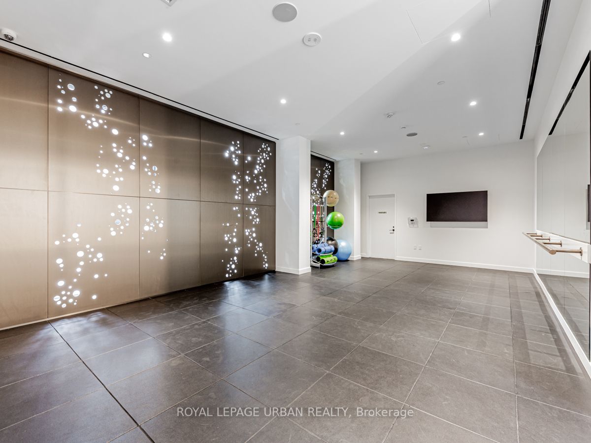 39 Roehampton Avenue, #2303