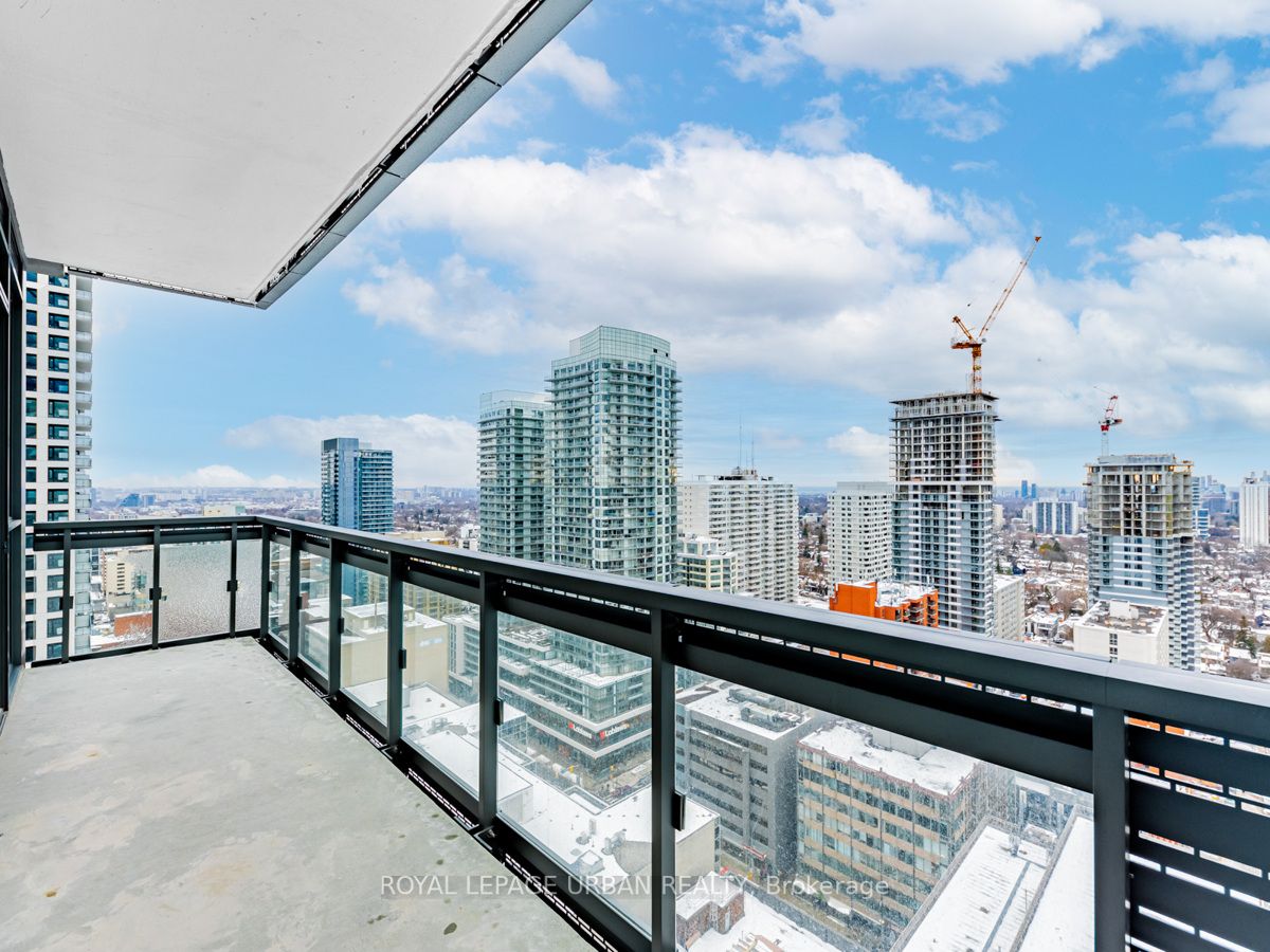 39 Roehampton Avenue, #2303