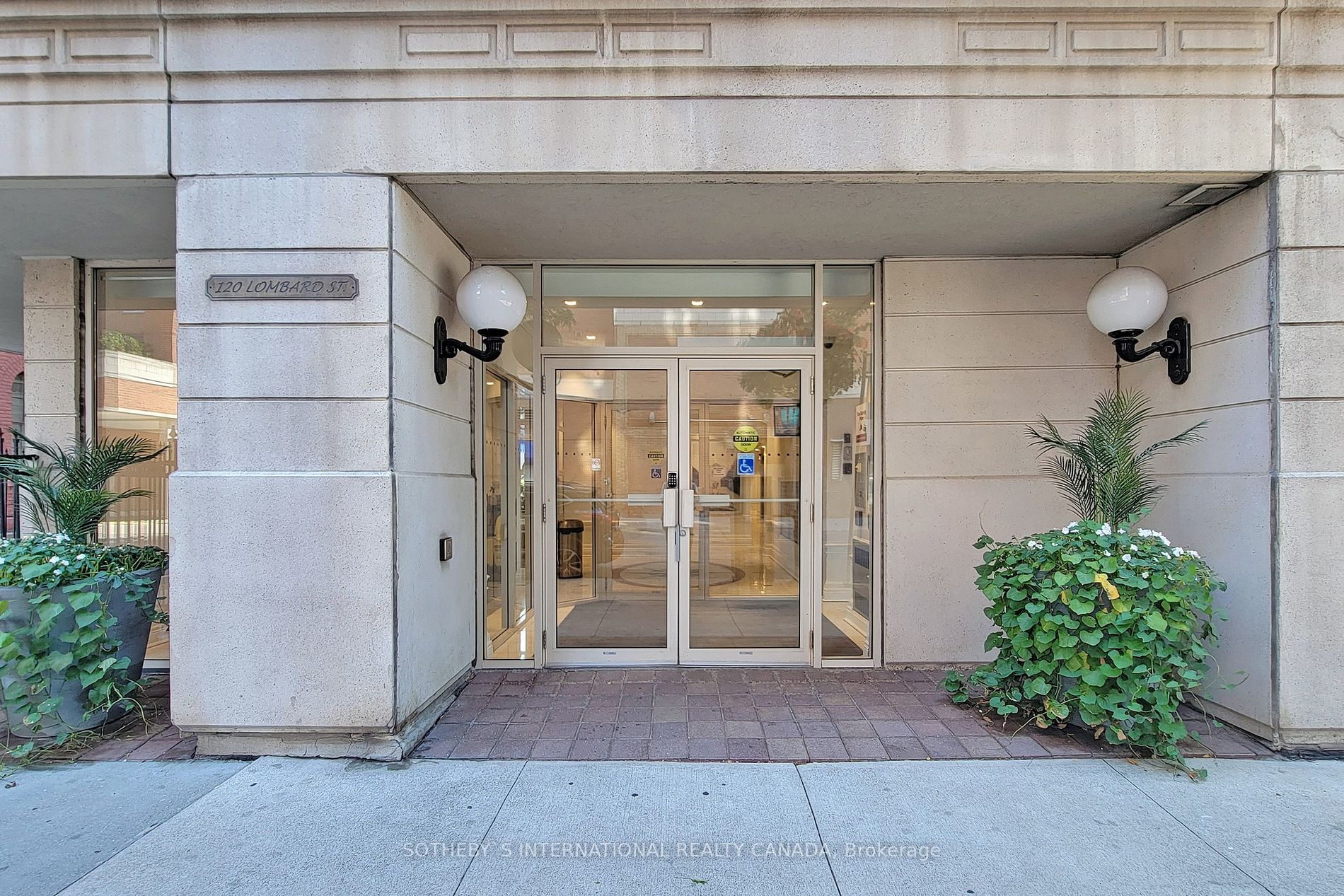 120 Lombard Street, #606